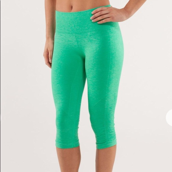 lululemon athletica Pants - 🍋lululemon In the Flow Very Green Crop♥️New list!